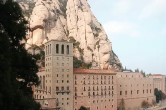Rota - Mosteiros de Sant Benet e Montserrat - Barcelona| Barcelona| España